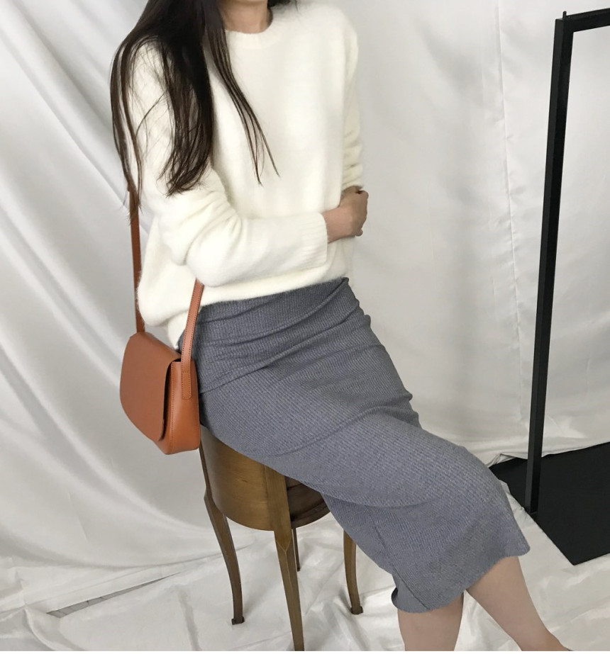 Goliath slim long skirt sofbending autumn H line k