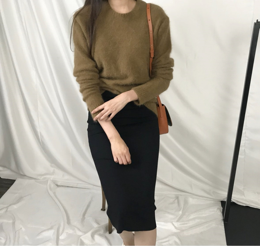 Goliath slim long skirt sofbending autumn H line k