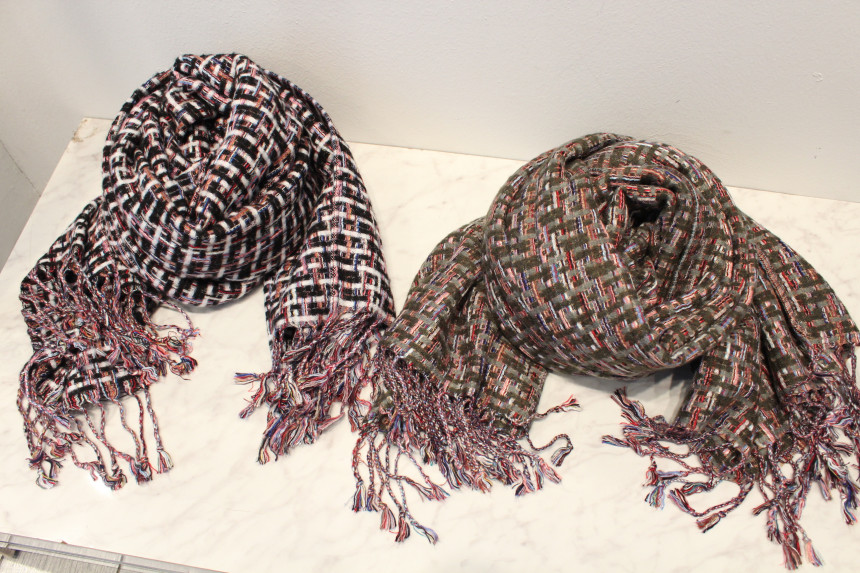 Tweed muffler Luxury classy modern classical feeli