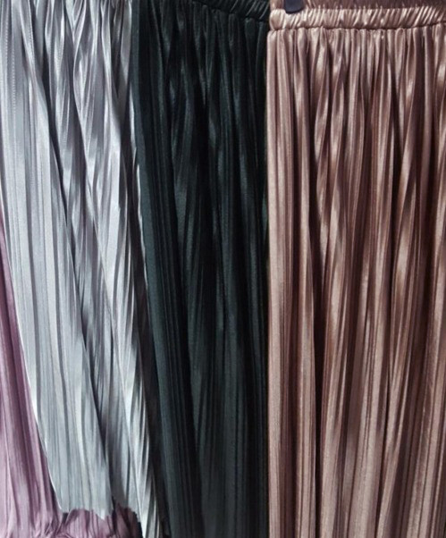 Metal pleated long skirt
