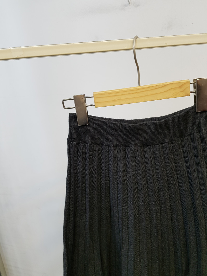 Wrinkle Knit Long Skirt