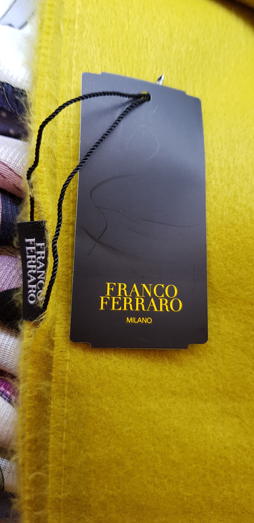 Estilo Franco Ferrero Warm Elegance Muffler E17F2H