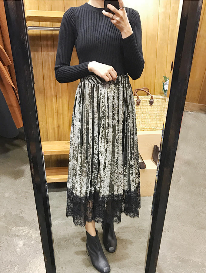 Velvet Pleated Lace Long Skirt Fall