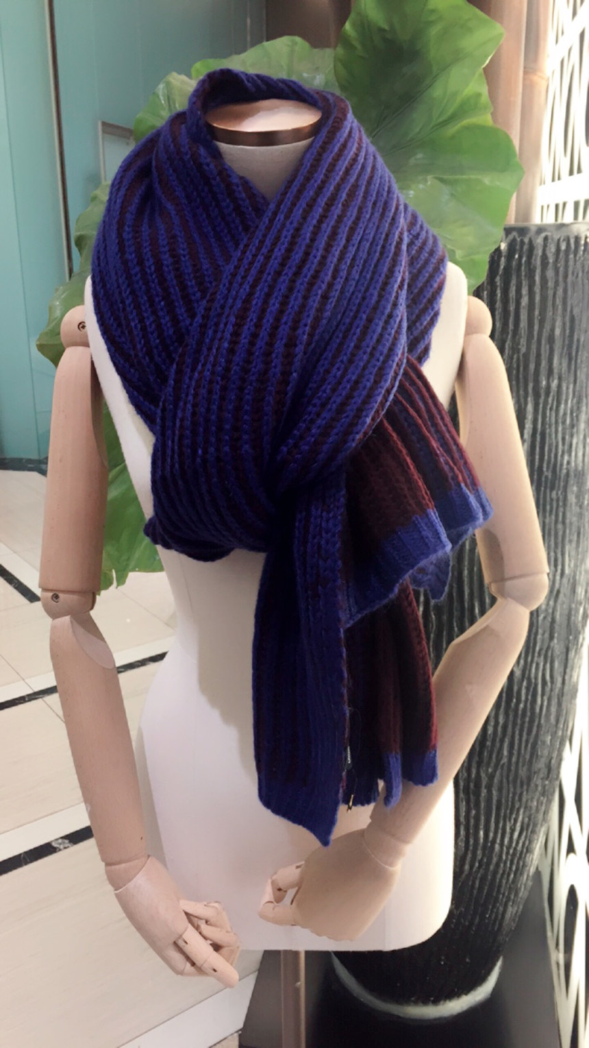 Louis Quatorz two-tone knit muffler SA3UHZ904