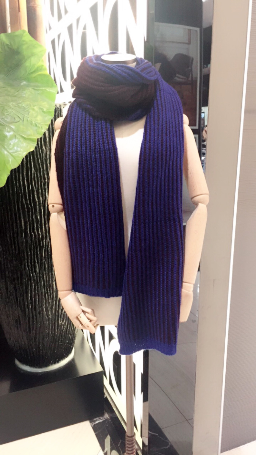 Louis Quatorz two-tone knit muffler SA3UHZ904