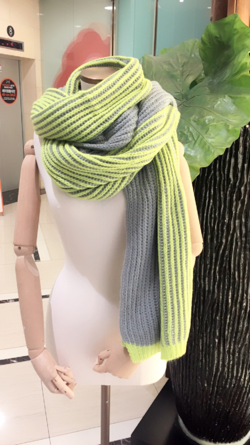 Louis Quatorz two-tone knit muffler SA3UHZ904
