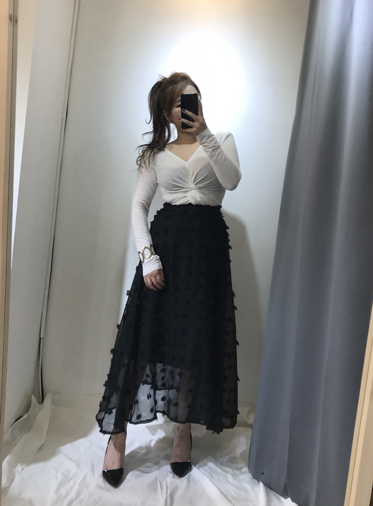 Flare lace skirt black neat woman look modern mode