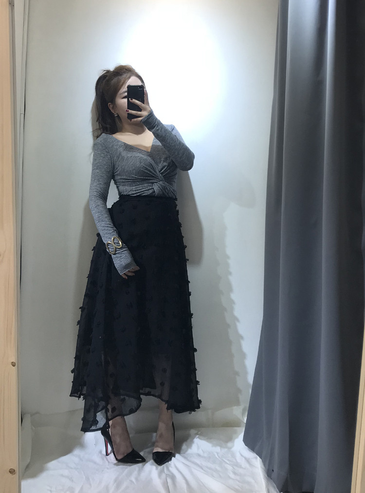 Flare lace skirt black neat woman look modern mode