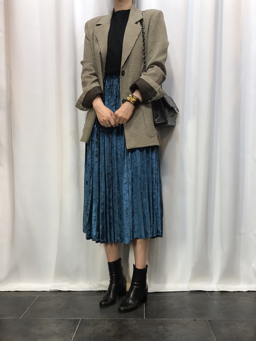 Velvet Pleated Long Skirt