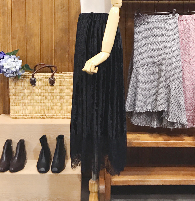 Velvet Pleated Lace Long Skirt Fall