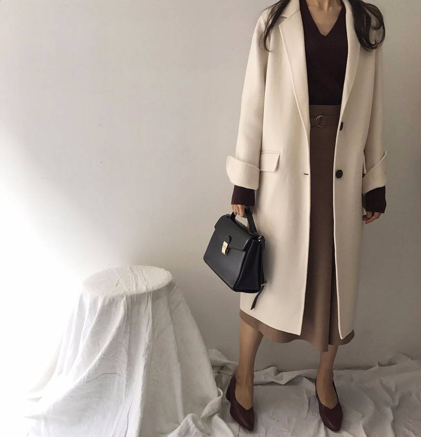 A line Long skirt Minimalist look Wedding fashion 