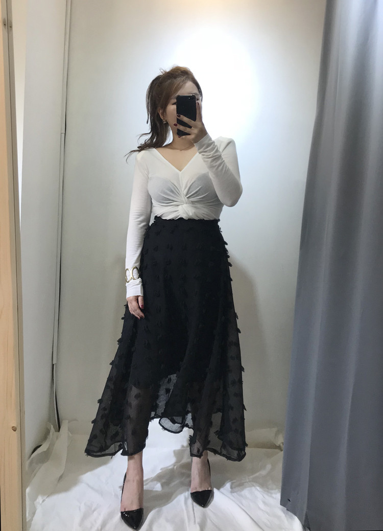 Flare lace skirt black neat woman look modern mode