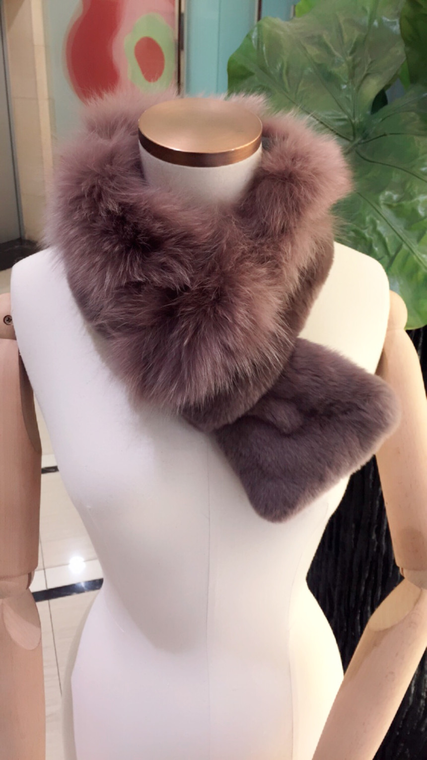 Agatha Lily Fox SB1UMF065