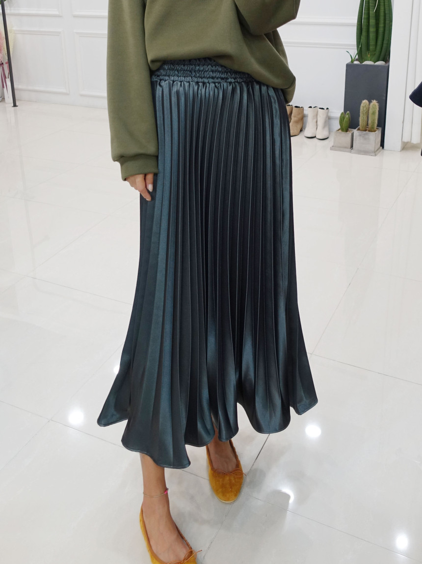 Winter Pearl Pleated Wrinkle Bending Long Skirt 3c