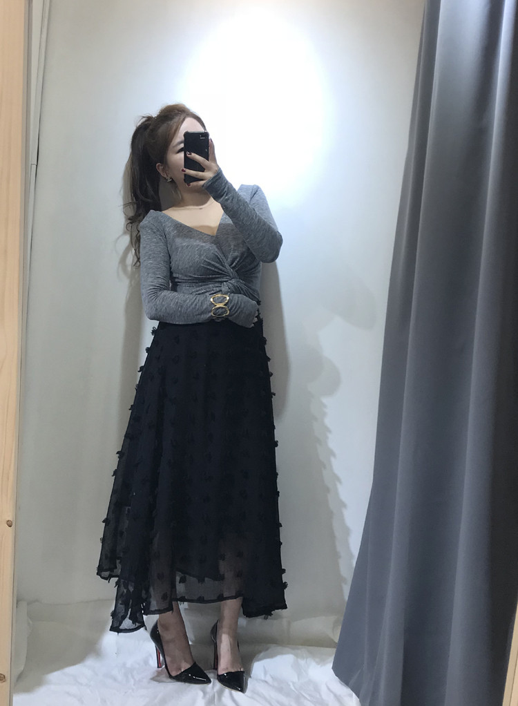 Flare lace skirt black neat woman look modern mode
