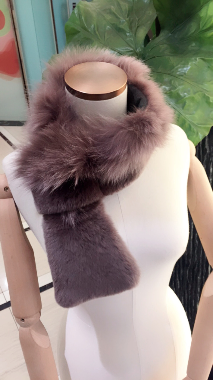 Agatha Lily Fox SB1UMF065