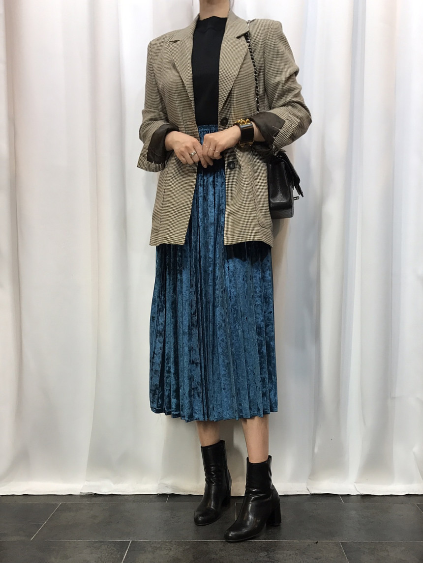 Velvet Pleated Long Skirt