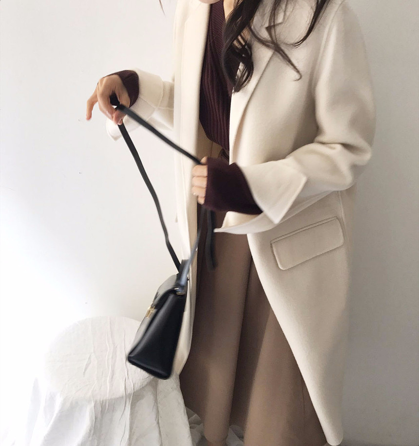 A line Long skirt Minimalist look Wedding fashion 