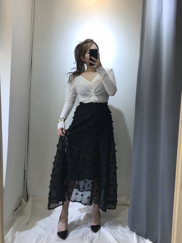 Flare lace skirt black neat woman look modern mode