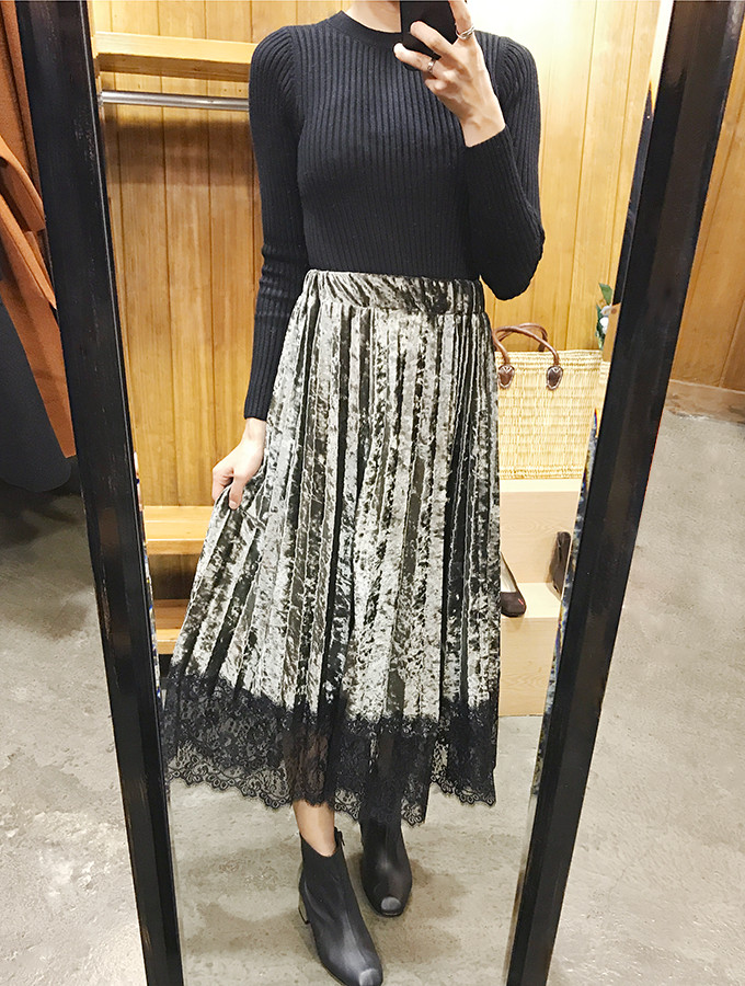 Velvet Pleated Lace Long Skirt Fall
