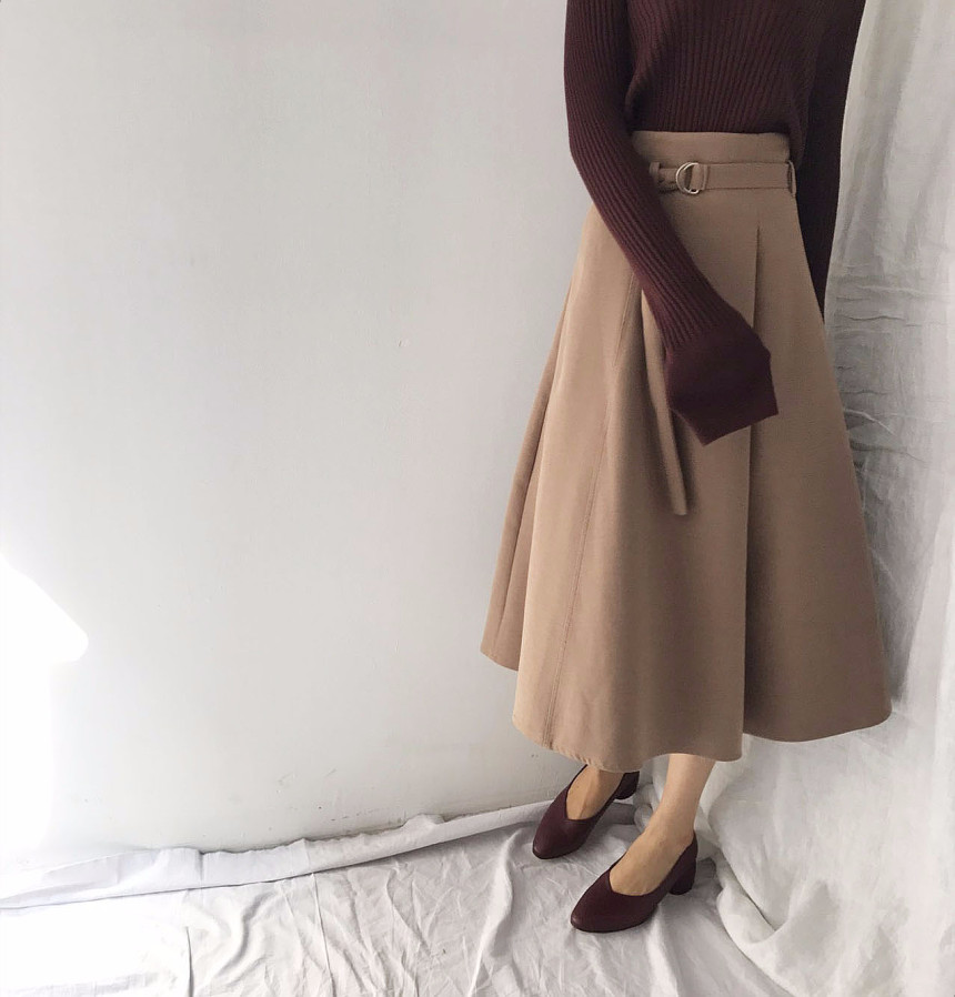 A line Long skirt Minimalist look Wedding fashion 