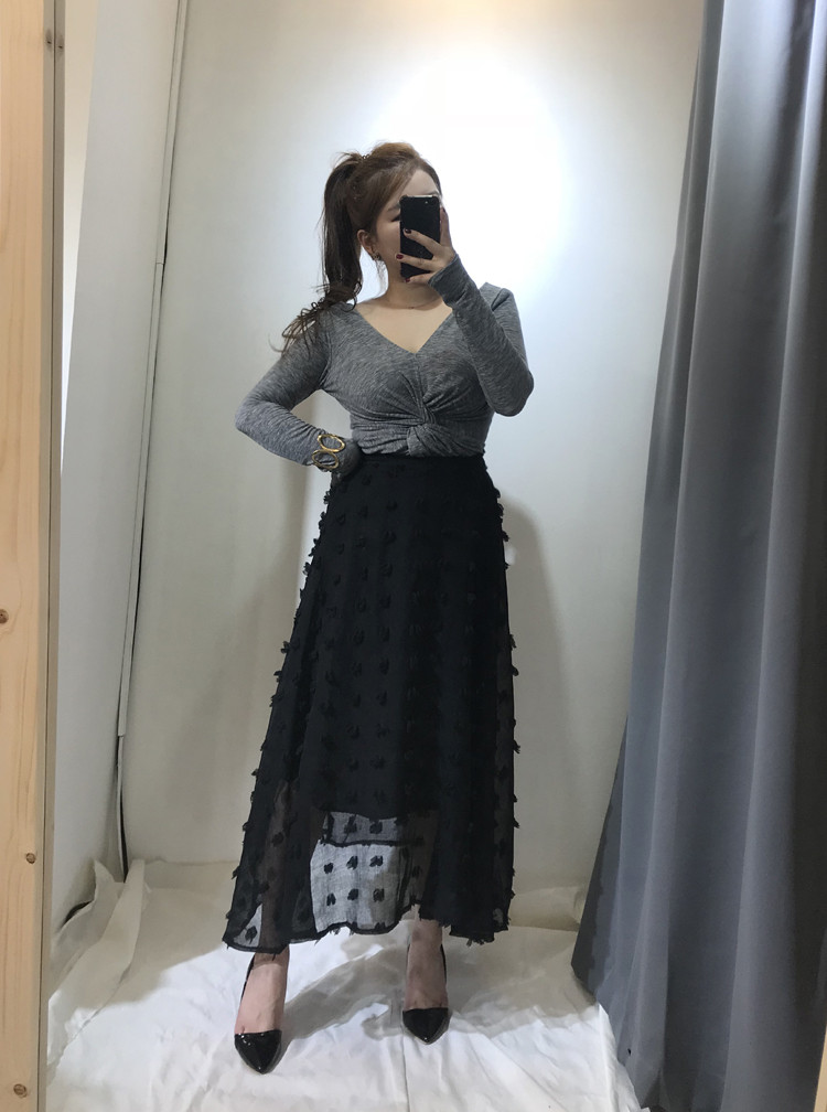 Flare lace skirt black neat woman look modern mode