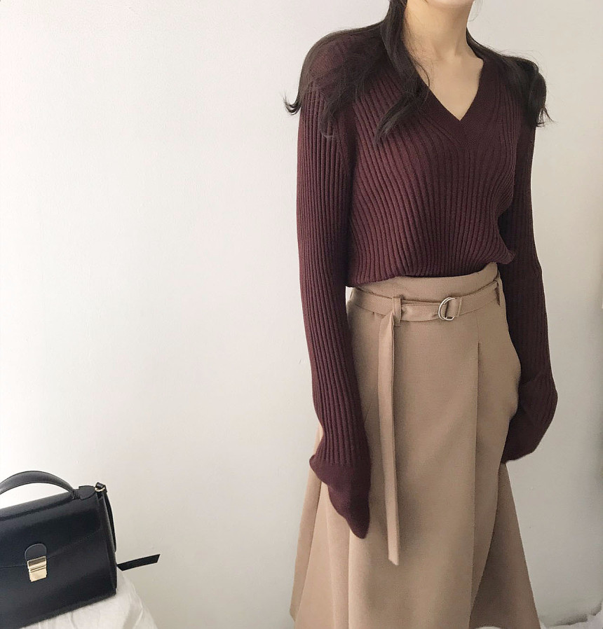 A line Long skirt Minimalist look Wedding fashion 