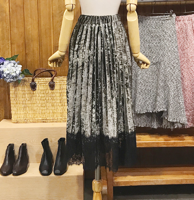 Velvet Pleated Lace Long Skirt Fall