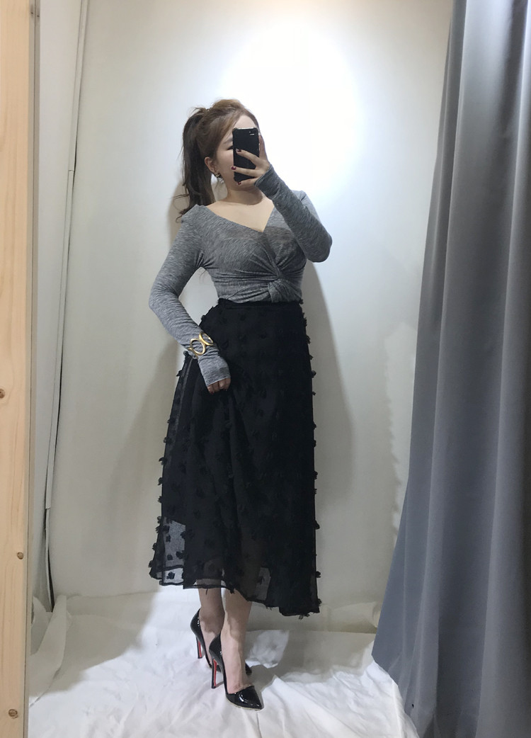 Flare lace skirt black neat woman look modern mode