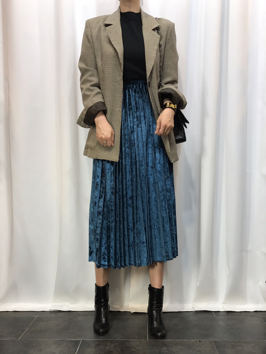 Velvet Pleated Long Skirt