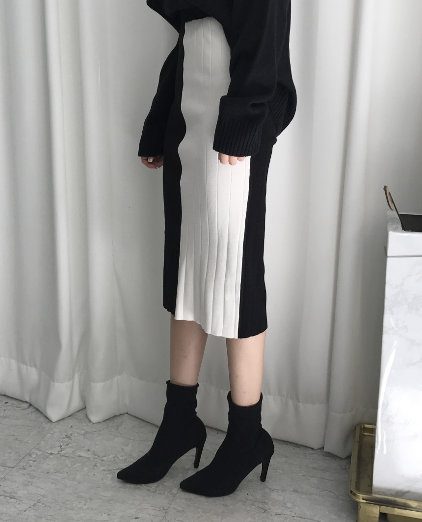 Color knit long skirt Midi-line autumn winter corn