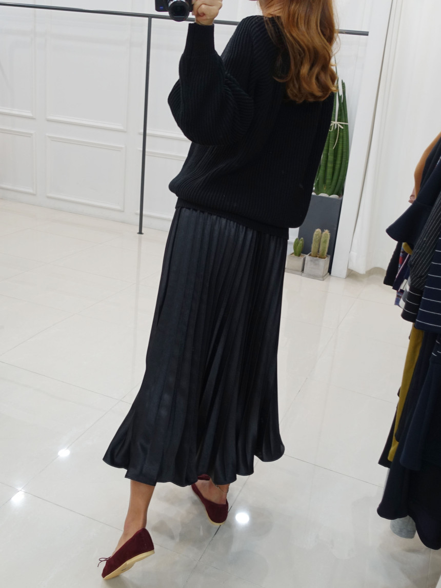 Winter Pearl Pleated Wrinkle Bending Long Skirt 3c