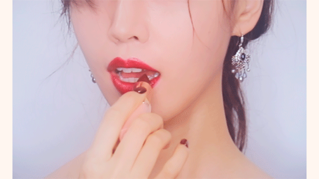 Somba Imitation Thumbnail Rich Moisture Rouge 3.5g