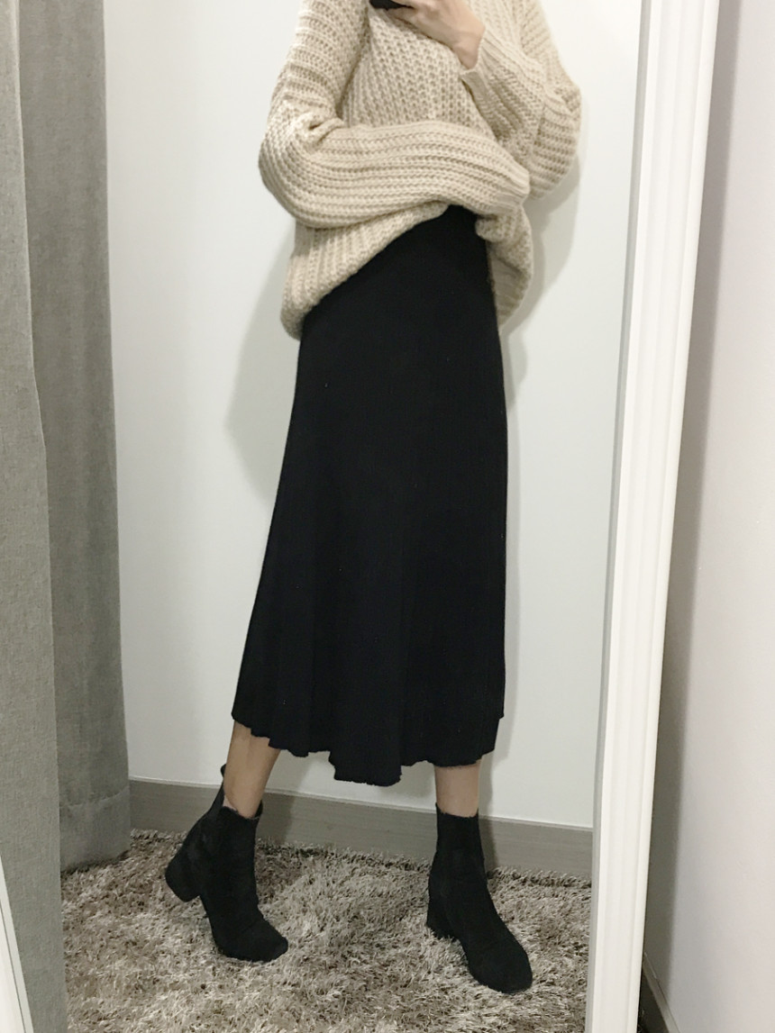 Goliath Knit Pleated Long Skirt 2color Flared Band