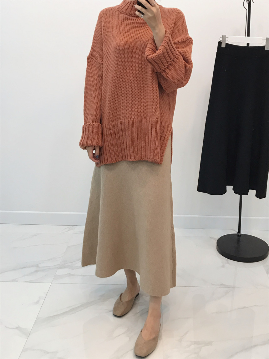 Bella bending knit long skirt A line winter natura