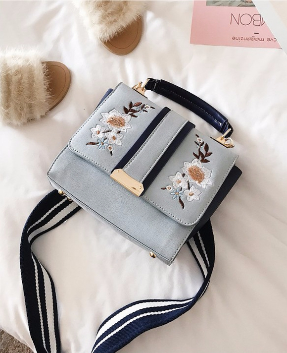 <b><p>Flower Embroided Square Css Back Women Mini</p></b><b><p>花の刺繍スクエアクロスバック女性ミニ​​バック女性20代カジュアルバッグケジュ 여성크로스백</p></b><br /><br /><p align='center'>