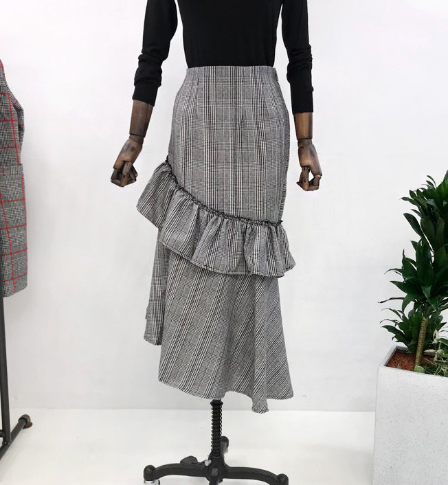 Check frill long skirt unblock set female bending