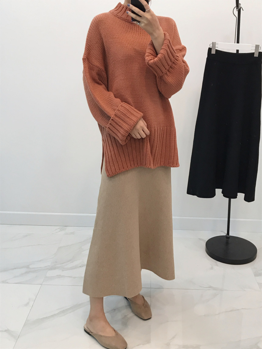 Bella bending knit long skirt A line winter natura
