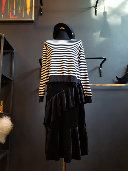 Velvet Unbalance Ruffle 2-stage canvas bending Lon