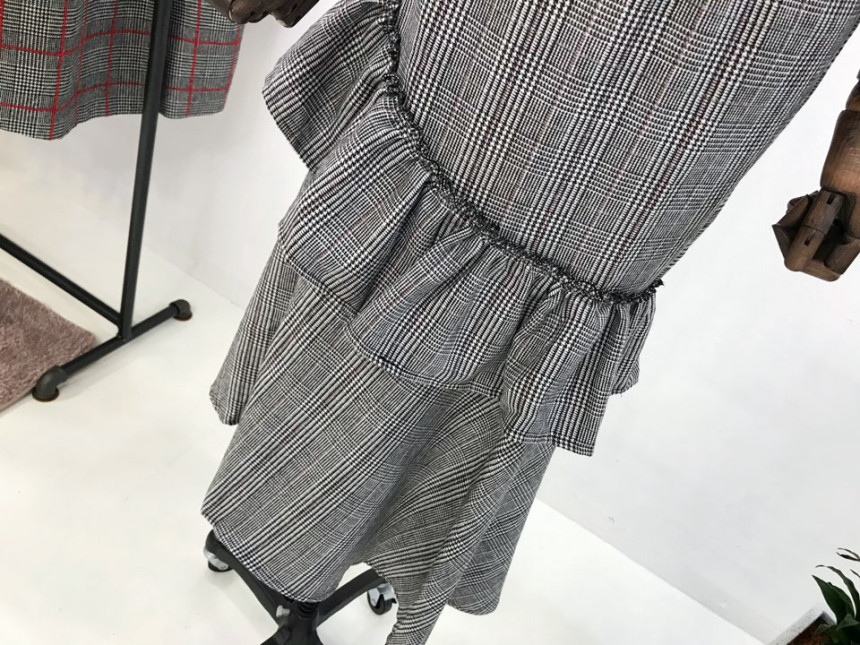 Check frill long skirt unblock set female bending
