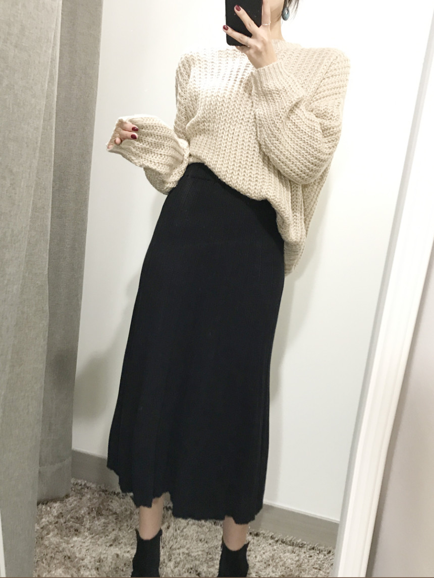 Goliath Knit Pleated Long Skirt 2color Flared Band