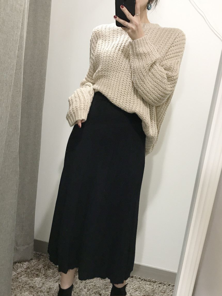 Goliath Knit Pleated Long Skirt 2color Flared Band