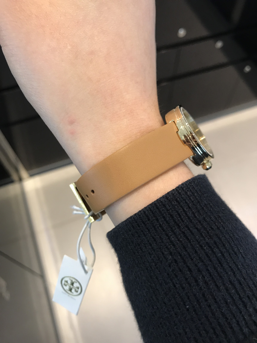 <b><p>Tori Birch REVA sees women Brown Leather</p></b><b><p>トリーバーチ REVAシズ 女性 ブラウン レザー 時計 TRB4004</p></b><br /><br /><p align='center'>