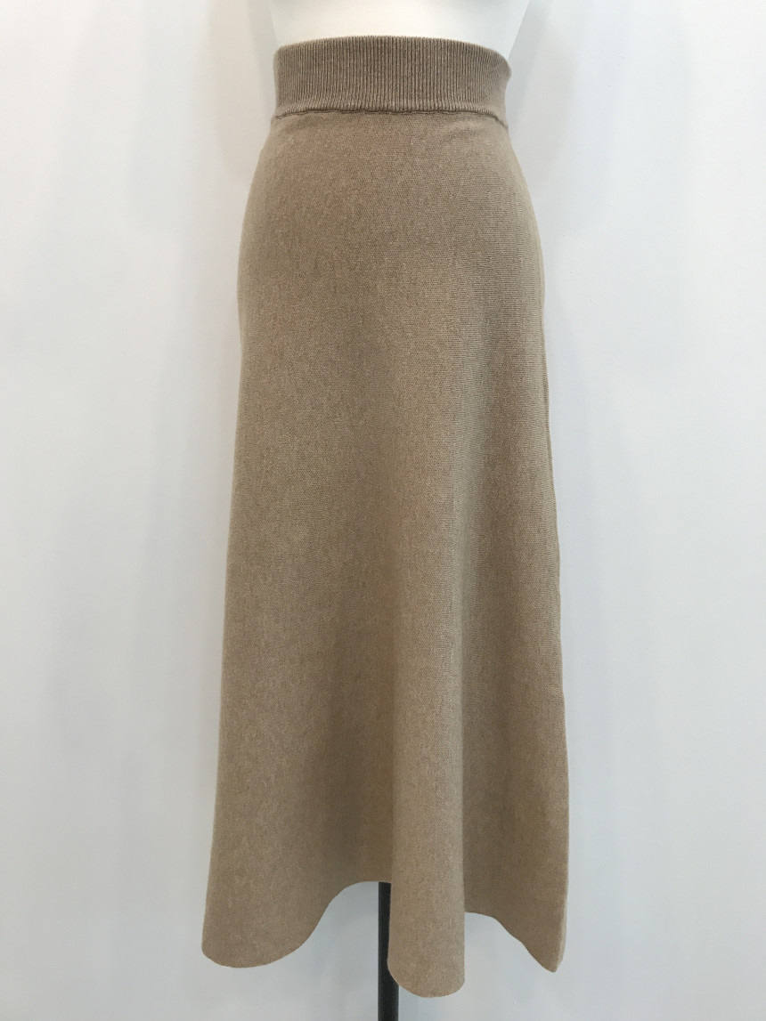 Bella bending knit long skirt A line winter natura