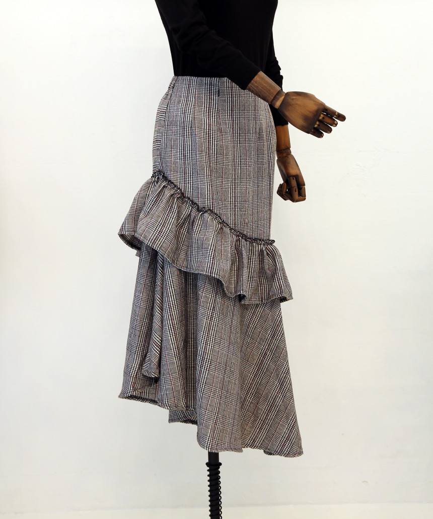 Check frill long skirt unblock set female bending