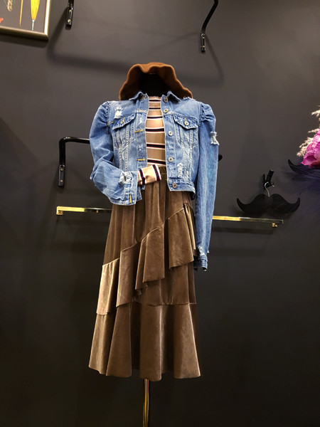 Velvet Unbalance Ruffle 2-stage canvas bending Lon