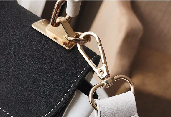 <b><p>Flower Embroided Square Css Back Women Mini</p></b><b><p>花の刺繍スクエアクロスバック女性ミニ​​バック女性20代カジュアルバッグケジュ 여성크로스백</p></b><br /><br /><p align='center'>