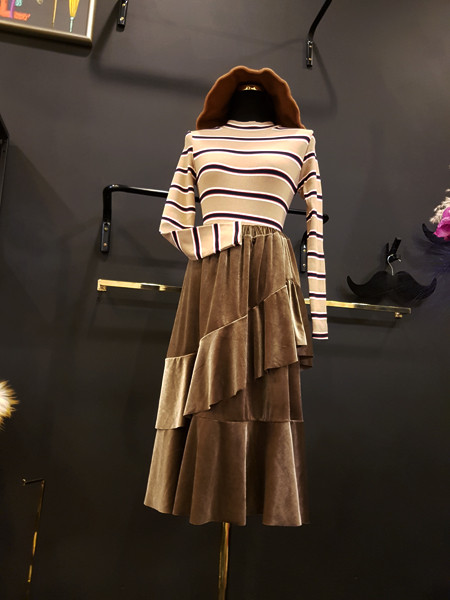 Velvet Unbalance Ruffle 2-stage canvas bending Lon