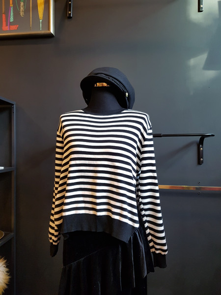 Velvet Unbalance Ruffle 2-stage canvas bending Lon