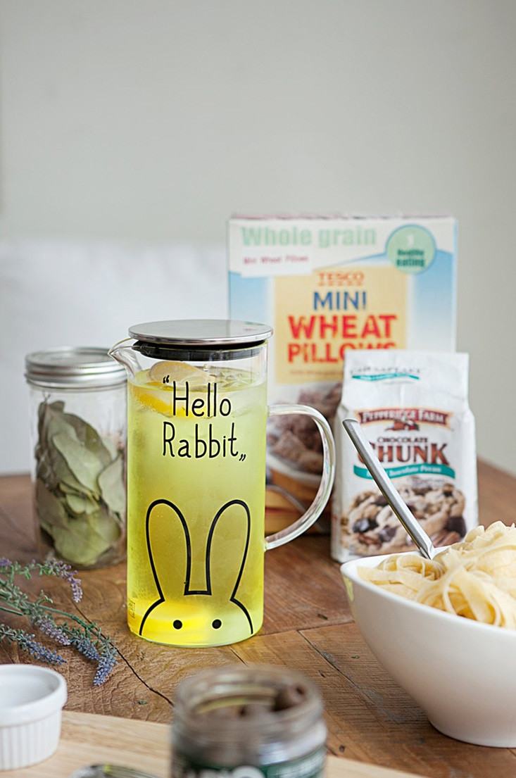 Sealed glass bottle heat-resistant port water bott